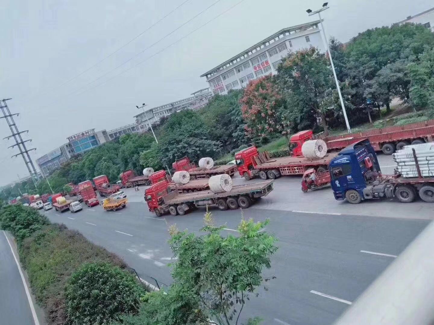 中卡物流告訴您鋼材運輸的注意事項 中卡物流告訴您鋼材運輸的注意事項